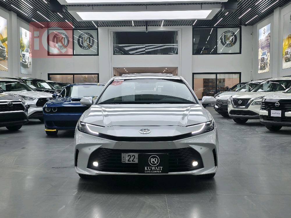 تۆیۆتا کامری